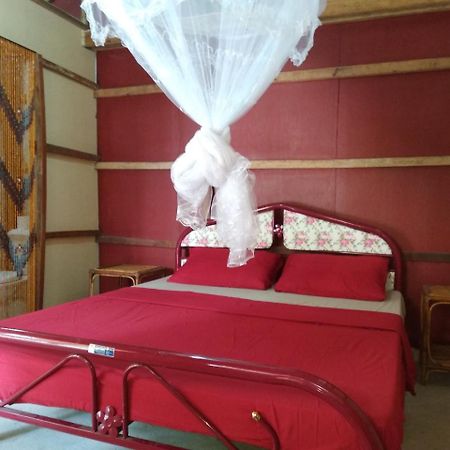 The Boarding House Hotell Sihanoukville Exteriör bild